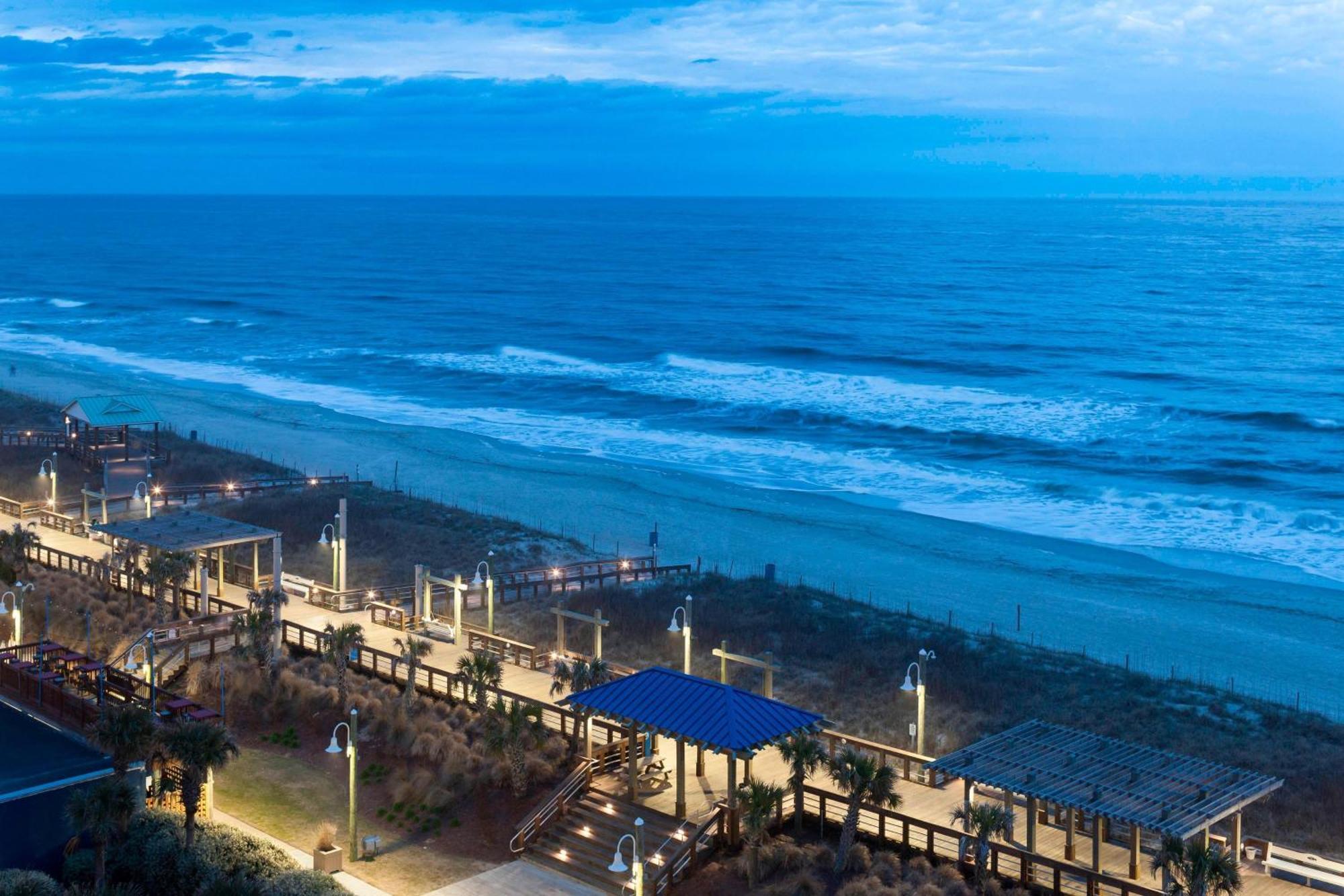 Courtyard Carolina Beach Oceanfront Екстериор снимка